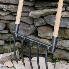 Gulland Forge Broadforks-Standard fork tines in front2-1.jpg